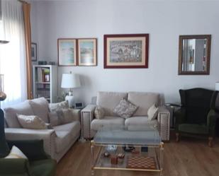 Living room of Flat for sale in  Madrid Capital