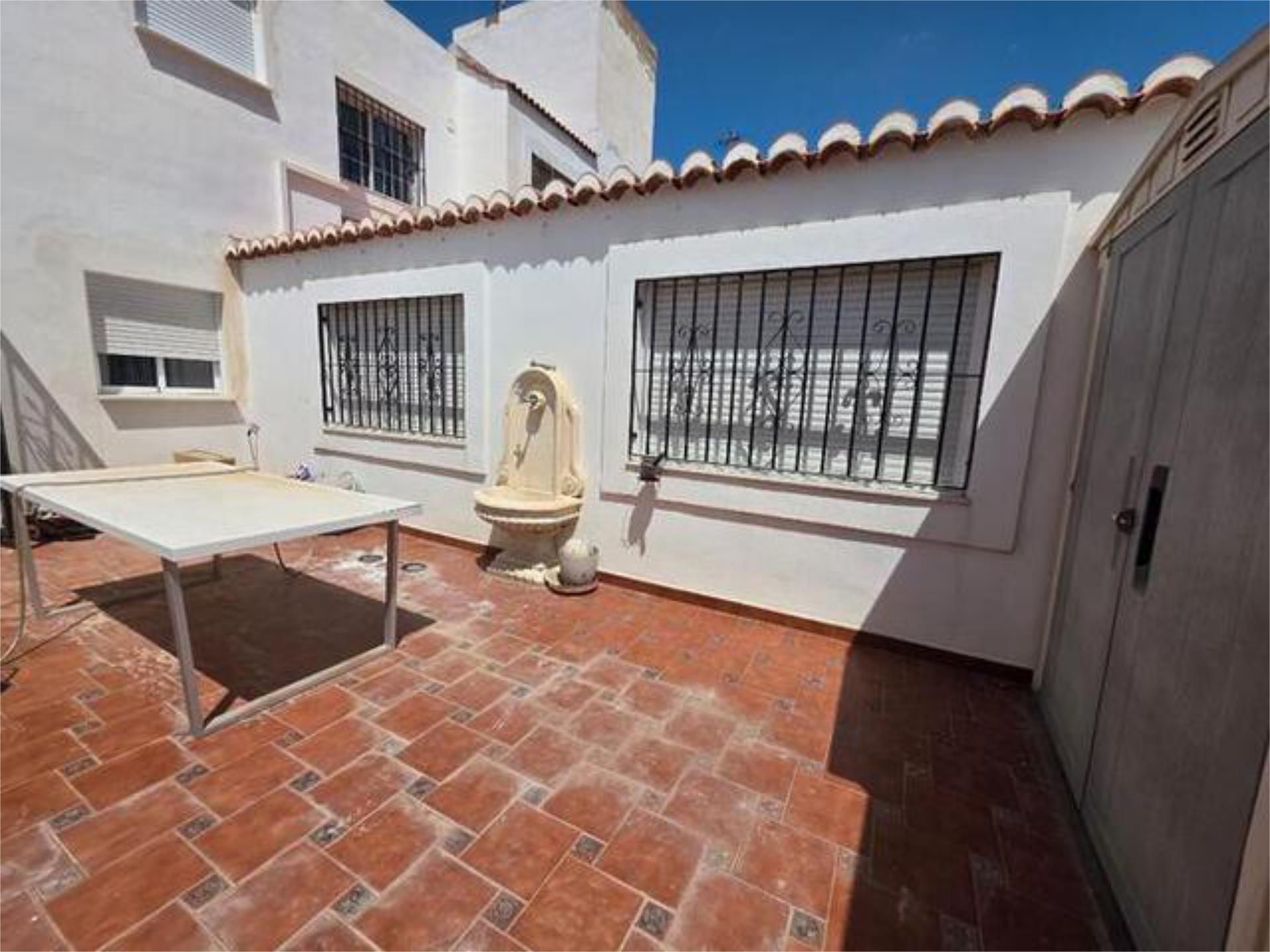 Terrassa de Casa adosada en venda en  Almería Capital amb Calefacció, Jardí privat i Terrassa