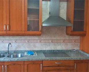 Single-family semi-detached to rent in Dehesilla de Calamón - Campomanes