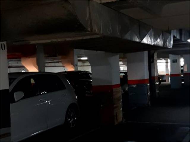 Garaje en Alquiler en Calle de Puentelarra, 2 en Santa Eugenia