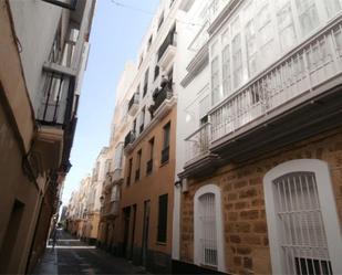 Exterior view of Flat for sale in  Cádiz Capital  with Air Conditioner and Balcony