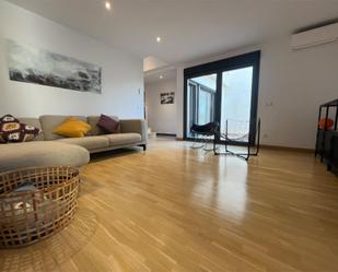 Sala d'estar de Pis en venda en Ablitas amb Aire condicionat, Calefacció i Jardí privat