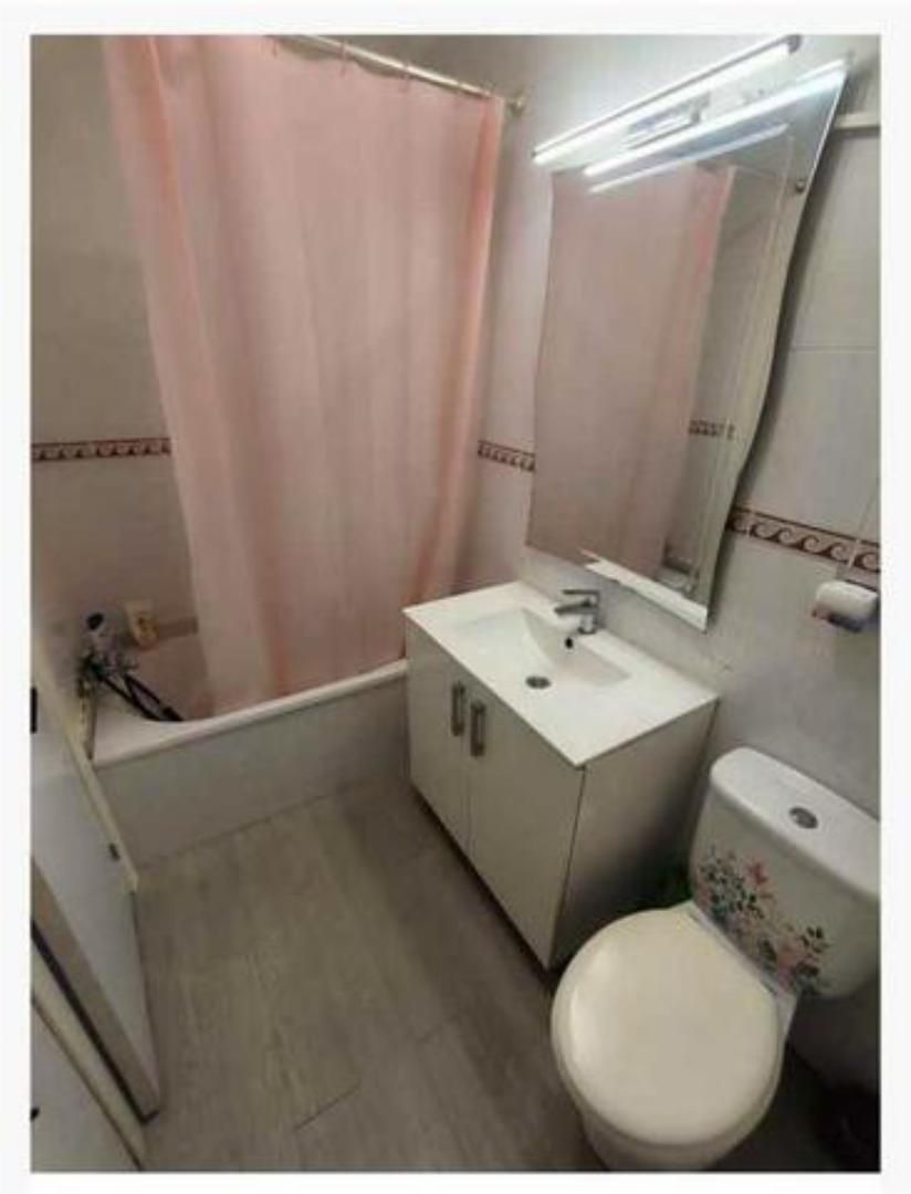 Bathroom of Attic for sale in Camargo  with Heating and Furnished