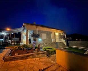 Vista exterior de Casa o xalet en venda en Bonastre amb Aire condicionat, Calefacció i Jardí privat