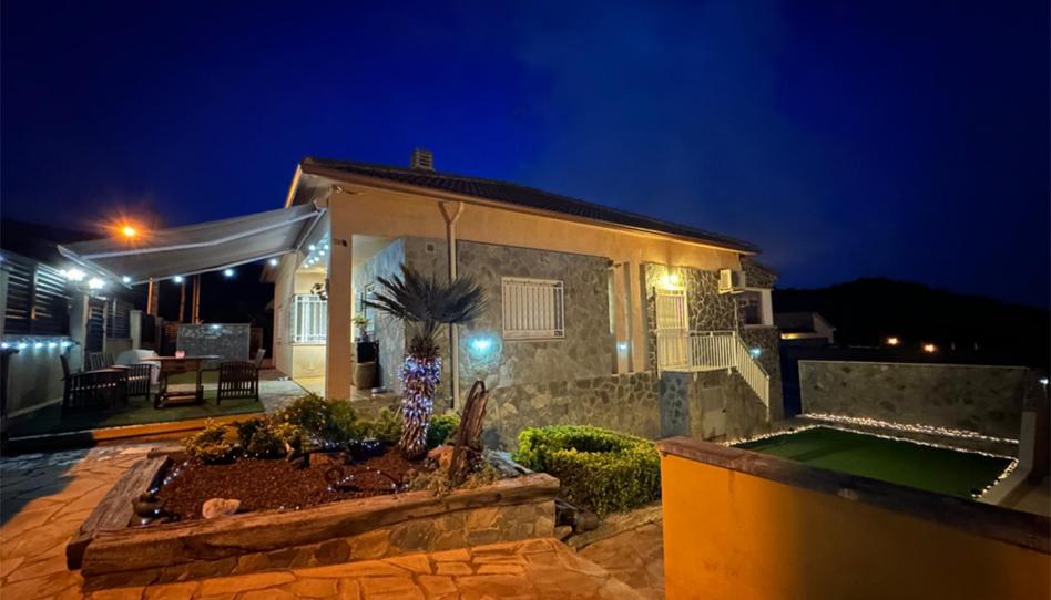 Foto 1 de Casa o xalet en venda a Carrer Garraf, 24, Bonastre, Tarragona