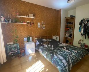 Bedroom of Single-family semi-detached to share in  Barcelona Capital  with Heating, Private garden and Parquet flooring