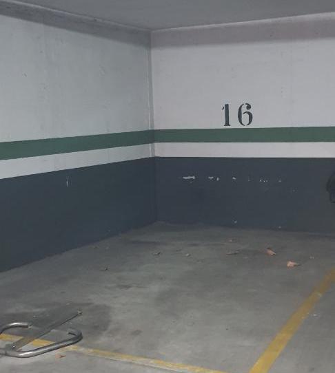 Garatge en venda a Avenida de Talavera de la Reina, 1, Rosa Luxemburgo, Madrid - imatge 1 Foto 1 de Garatge en venda a Avenida de Talavera de la Reina, 1, Rosa Luxemburgo, Madrid