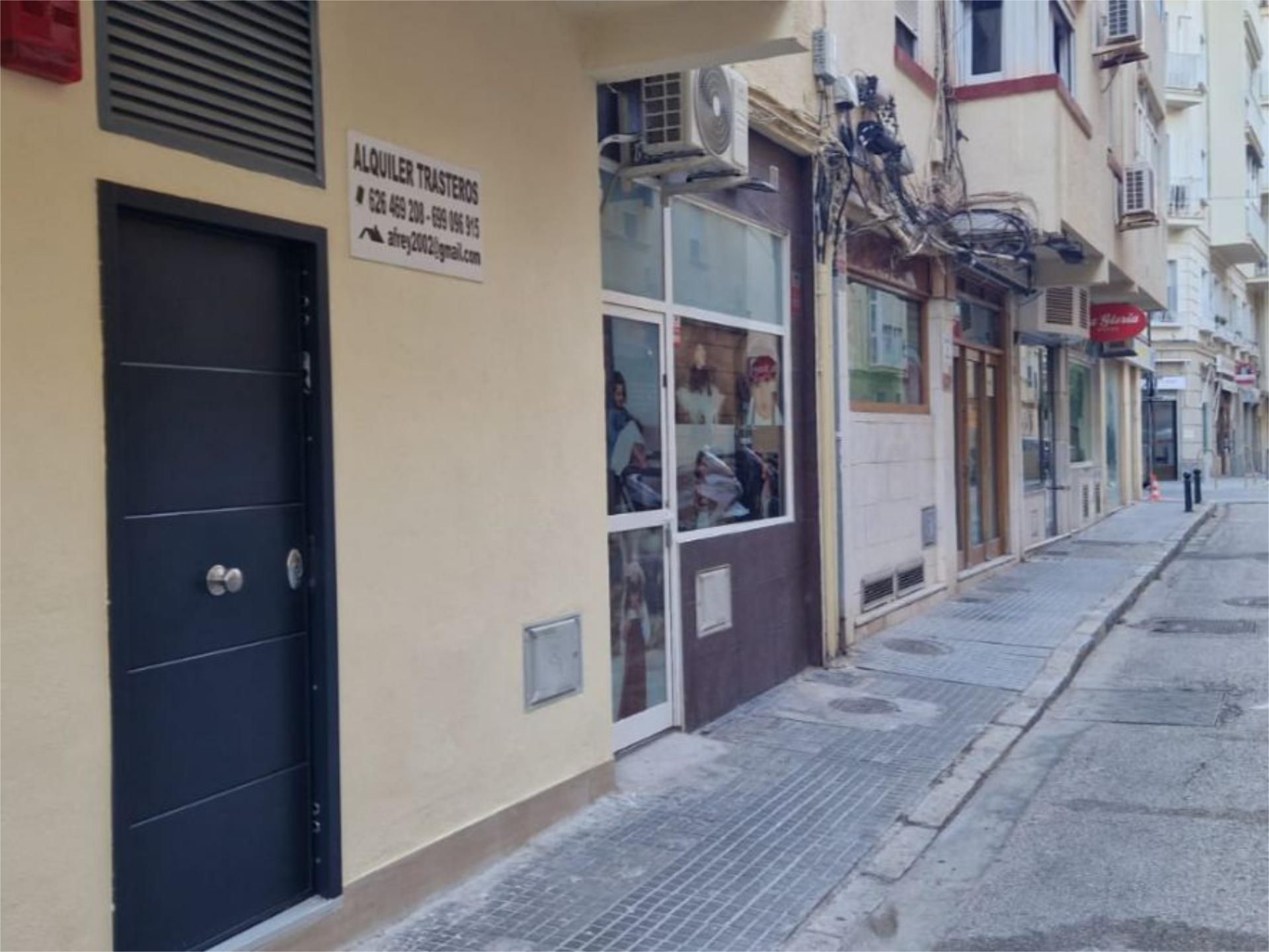Exterior view of Box room to rent in  Cádiz Capital