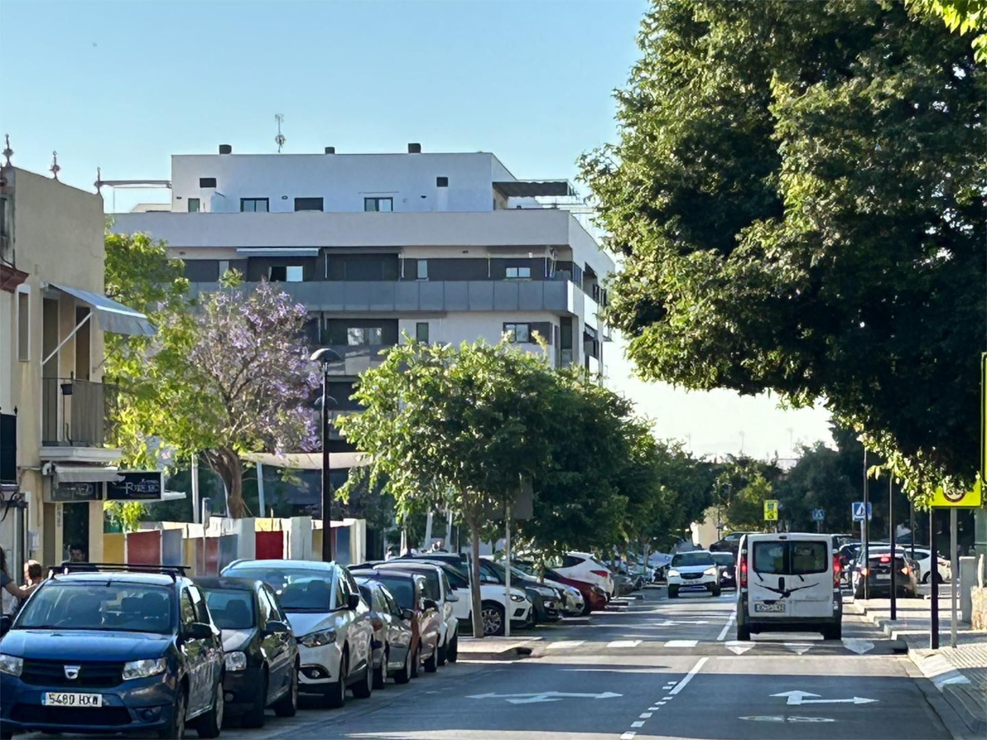 Exterior view of Garage to rent in Tomares