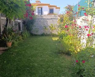 Jardí de Casa o xalet en venda en Algeciras amb Terrassa i Piscina