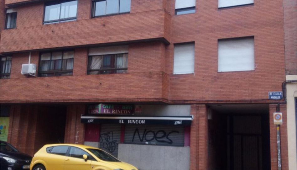 Garage for rent in Calle de Argales, 19, Delicias, Valladolid Capital - image 1 Photo 1 of Garage for rent in Calle de Argales, 19, Delicias, Valladolid Capital