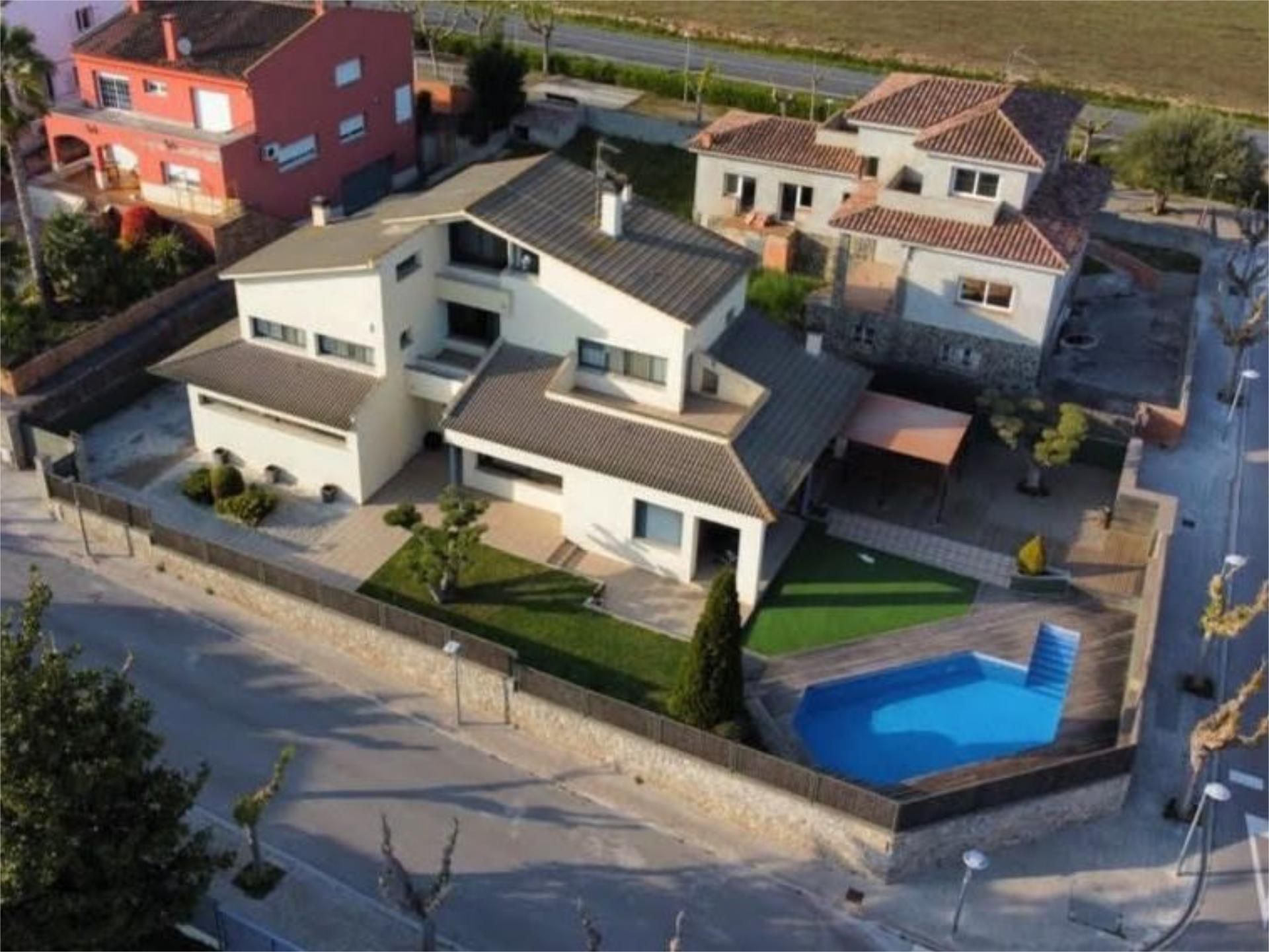 Exterior view of House or chalet for sale in Olèrdola  with Swimming Pool