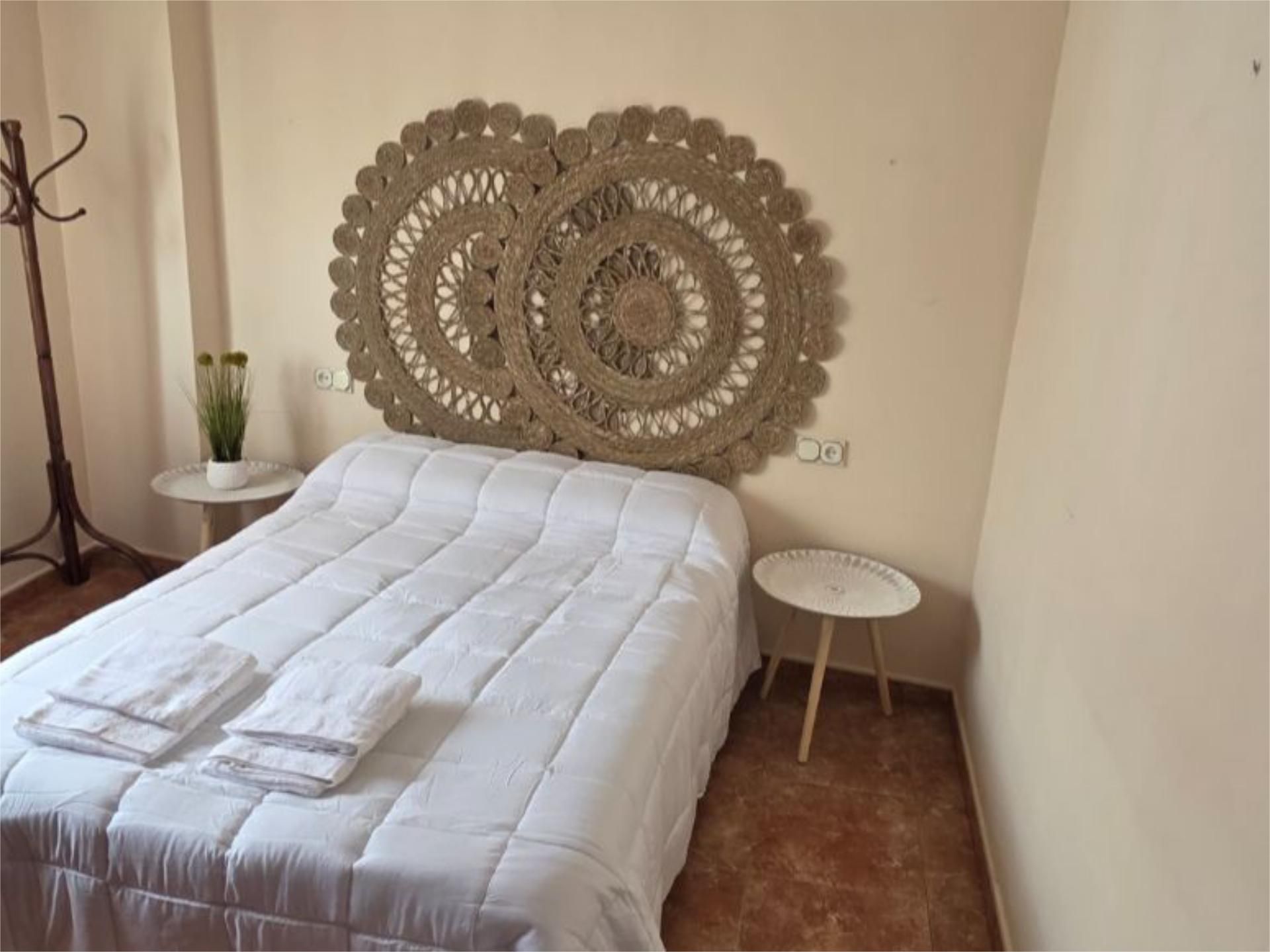 Dormitori de Pis de lloguer en Ronda amb Aire condicionat, Terrassa i Balcó