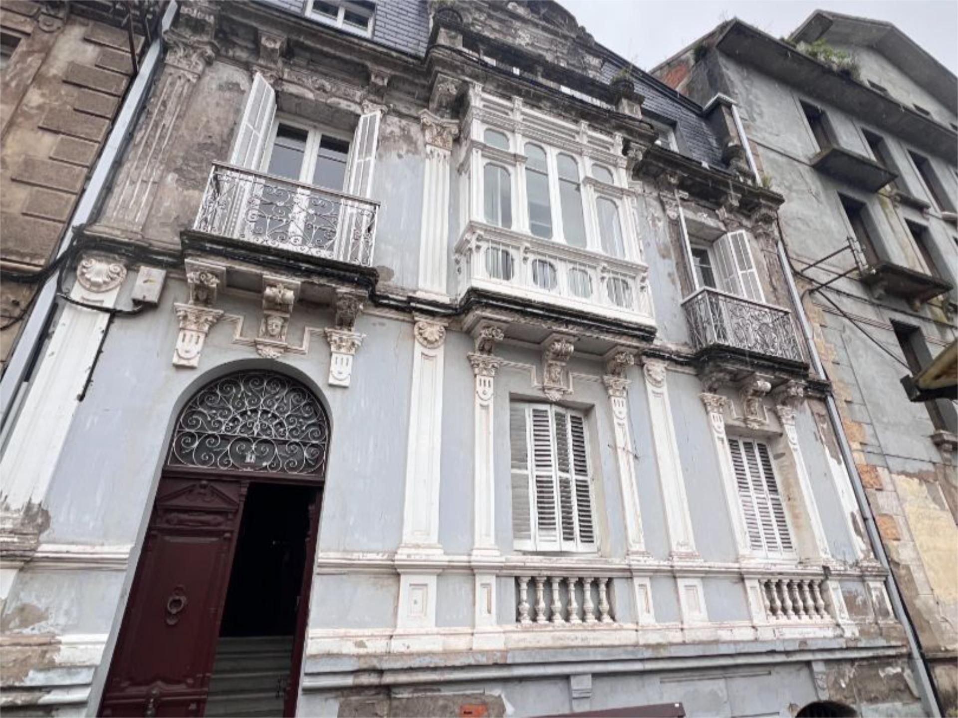 Exterior view of Flat for sale in Navia  with Heating, Private garden and Parquet flooring
