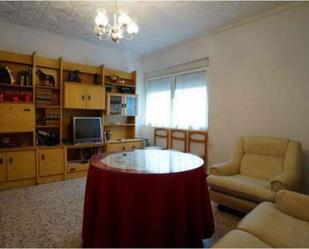 Flat to rent in Almadén