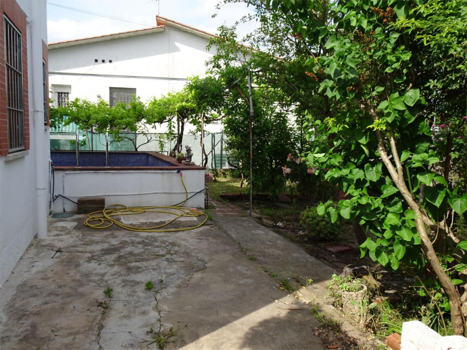 Garden of House or chalet for sale in Palau-solità i Plegamans  with Air Conditioner, Terrace and Swimming Pool