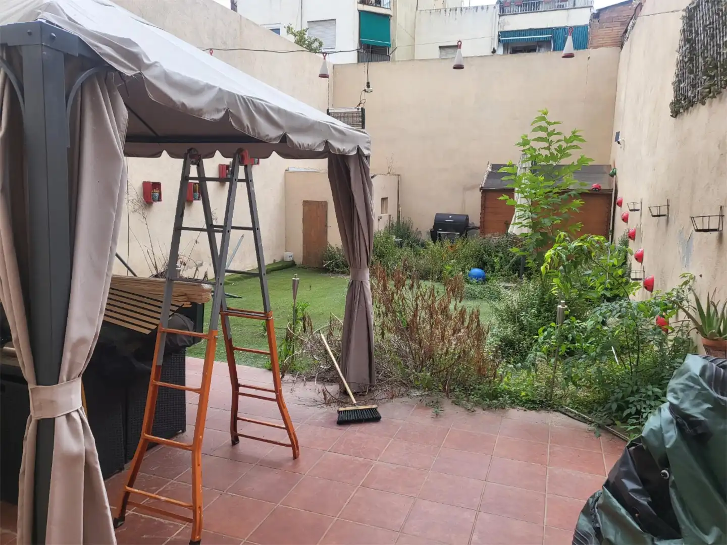 Garten von Einfamilien-Reihenhaus zum Verkauf in Montcada i Reixac mit Terrasse