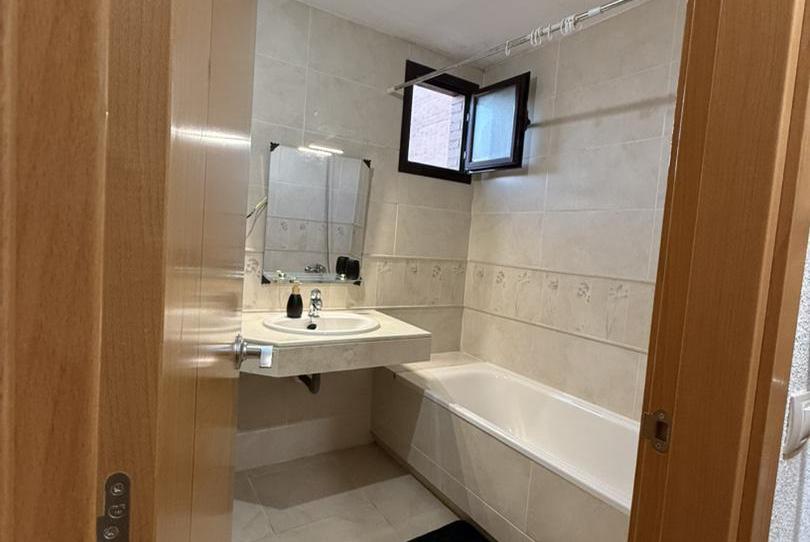 Foto 1 de Piso para compartir en Calle Espliego, 2, Yebes - Valdeluz, Guadalajara