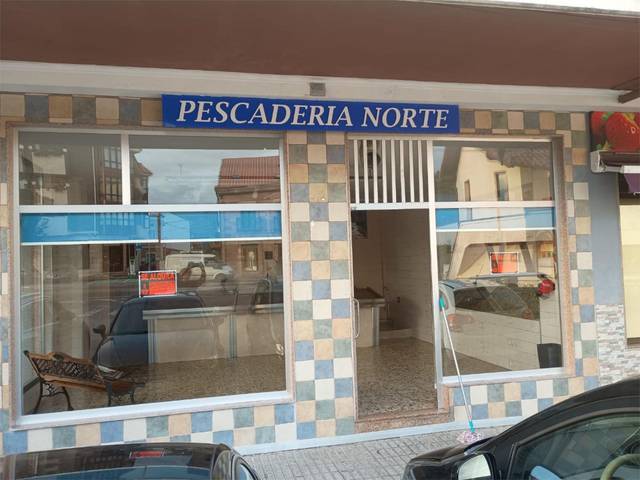 Local comercial en Alquiler en Plaza de la Concordia, 184 en Reocín