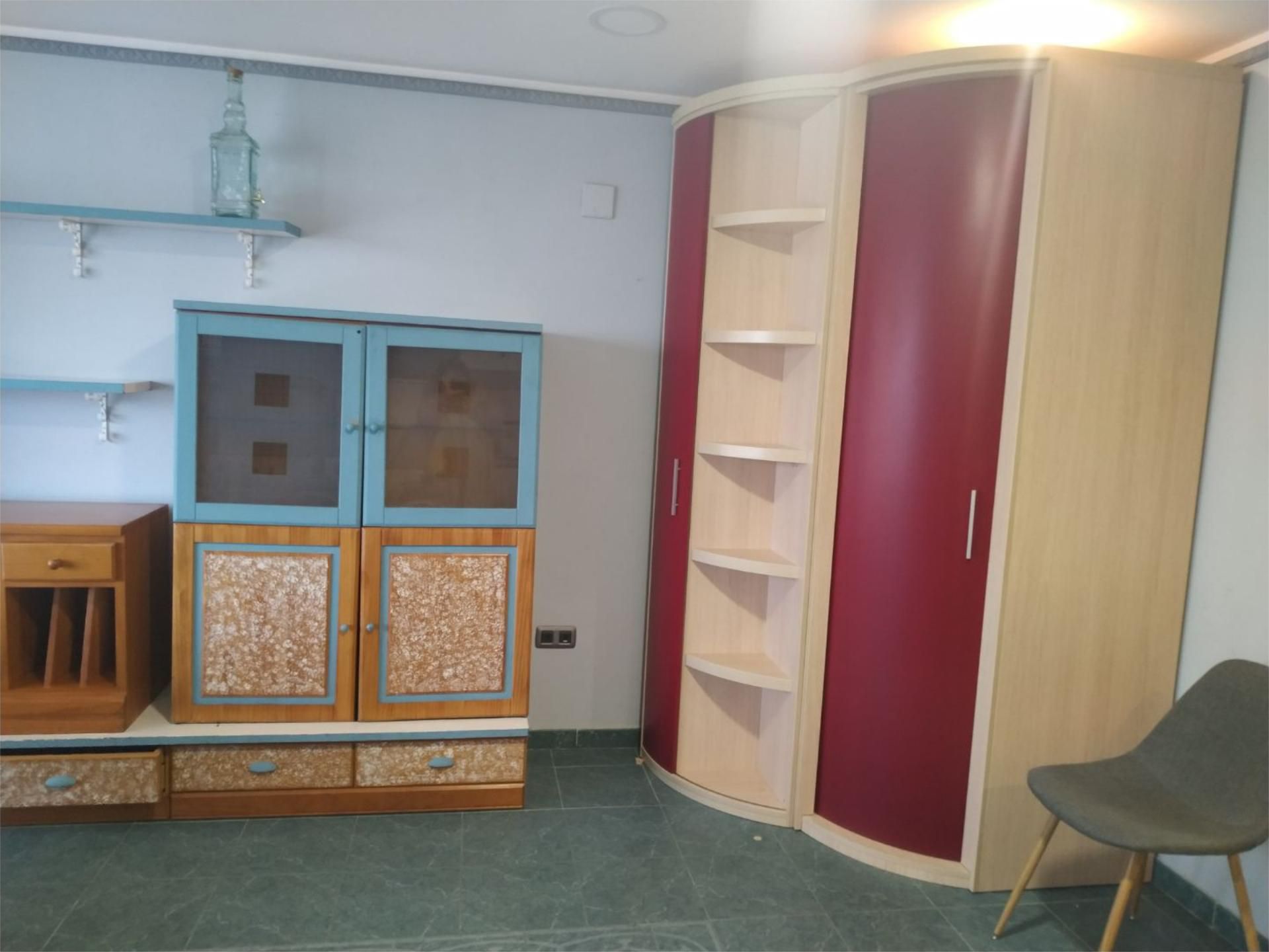 Schlafzimmer von Geschaftsraum zum verkauf in Ribamontán al Mar mit Möbliert