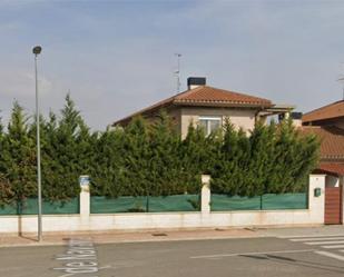 Exterior view of Single-family semi-detached for sale in Fontellas  with Heating, Private garden and Parquet flooring