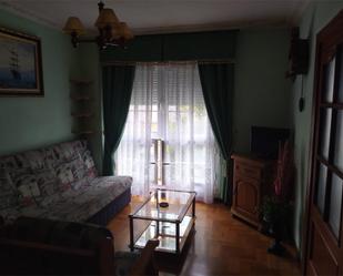 Living room of Flat to rent in Tapia de Casariego  with Heating, Parquet flooring and Furnished