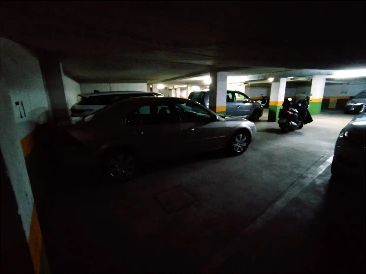 Parking of Garage for rent in Madrid