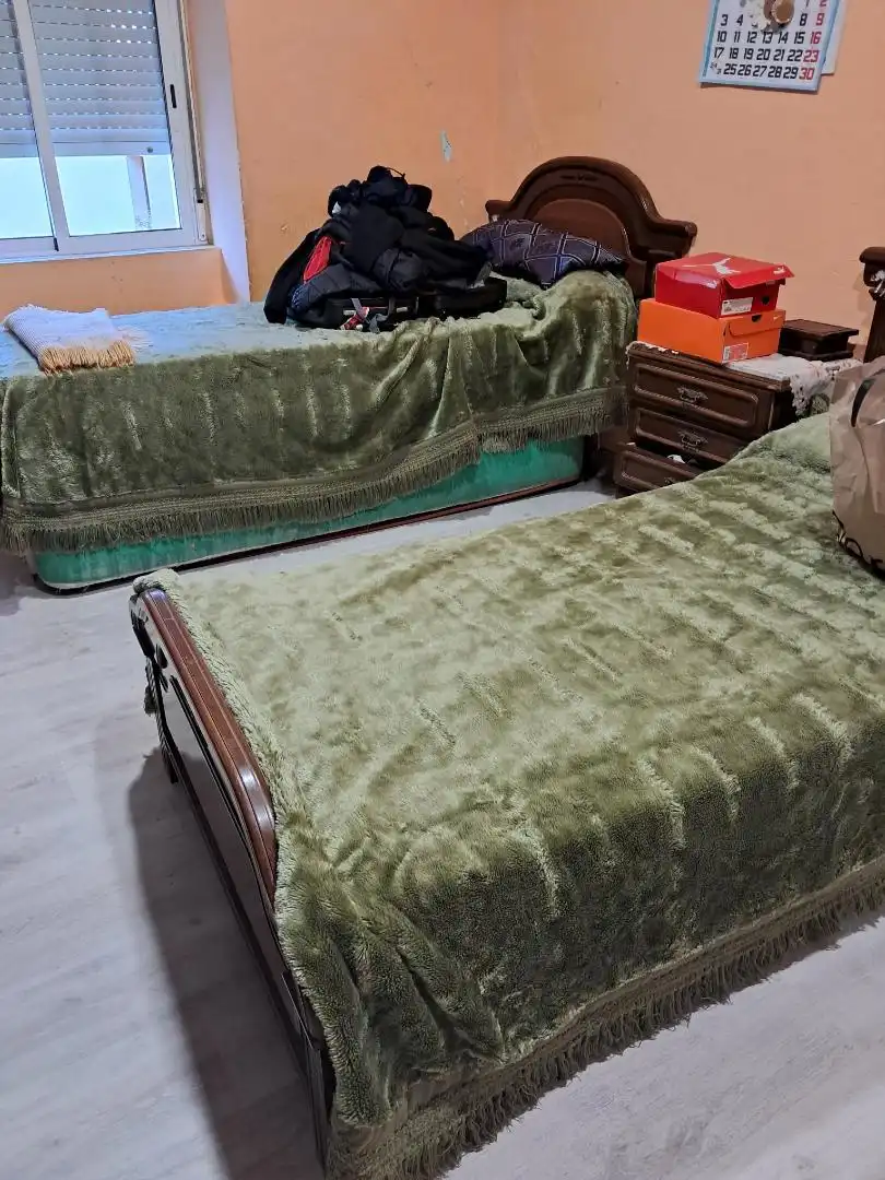 Bedroom of Detached homes for sale in Valderas  with Heating, Oven and Washing machine