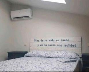 Bedroom of Flat to rent in Bargas  with Heating and Furnished