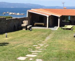 Jardí de Casa o xalet de lloguer en O Grove   amb Calefacció, Jardí privat i Terrassa