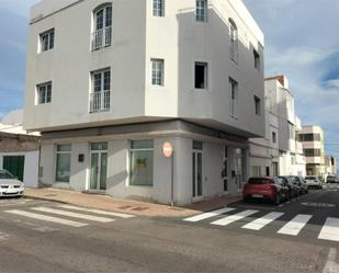 Vista exterior de Local en venda en Puerto del Rosario amb Aire condicionat