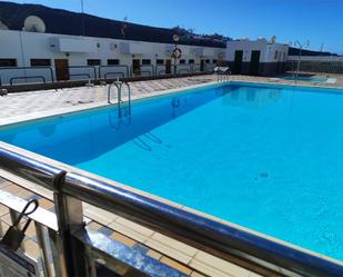 Piscina de Apartament de lloguer en Mogán amb Terrassa, Piscina i Balcó