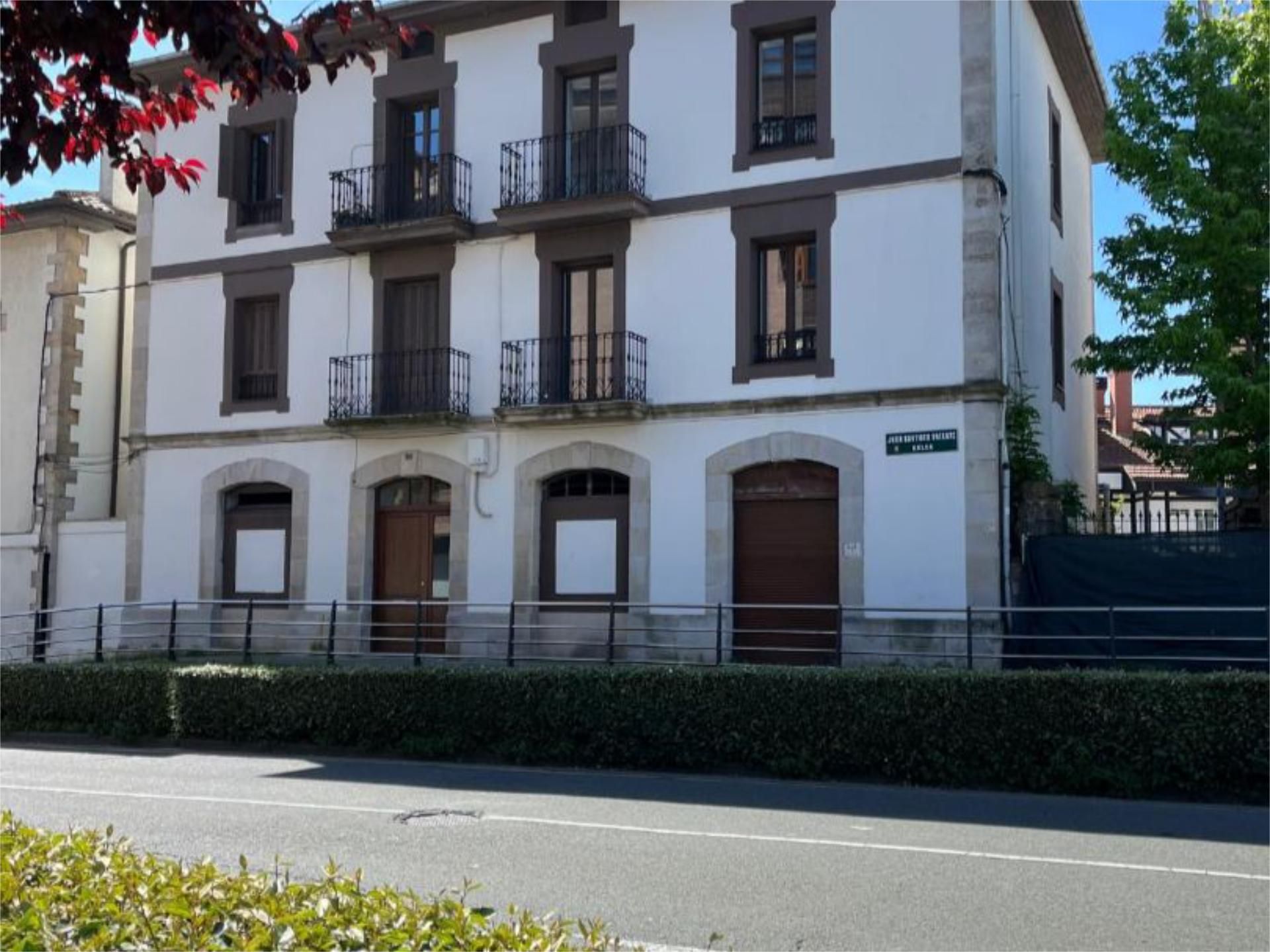 Vista exterior de Piso en venta en Galdakao con Calefacción y Balcón