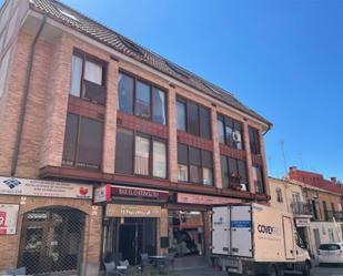 Vista exterior de Estudi de lloguer en Pozuelo de Alarcón amb Calefacció, Parquet i Moblat