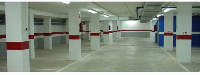 Garaje en Venta en Calle París, 18 en Los Palacios y Villafranca