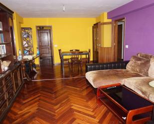 Bedroom of Flat for sale in Santiago de Compostela   with Heating, Parquet flooring and Terrace