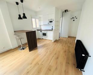 Exterior view of Flat to rent in  Madrid Capital  with Air Conditioner, Heating and Community parking