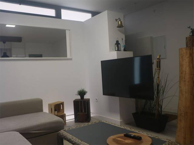 Piso en Alquiler en Calle de la Democracia, 12 en Hospital