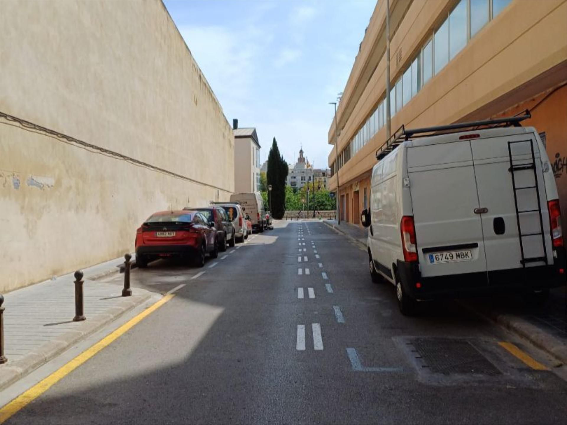 Vista exterior de Garatge en venda en  Valencia Capital