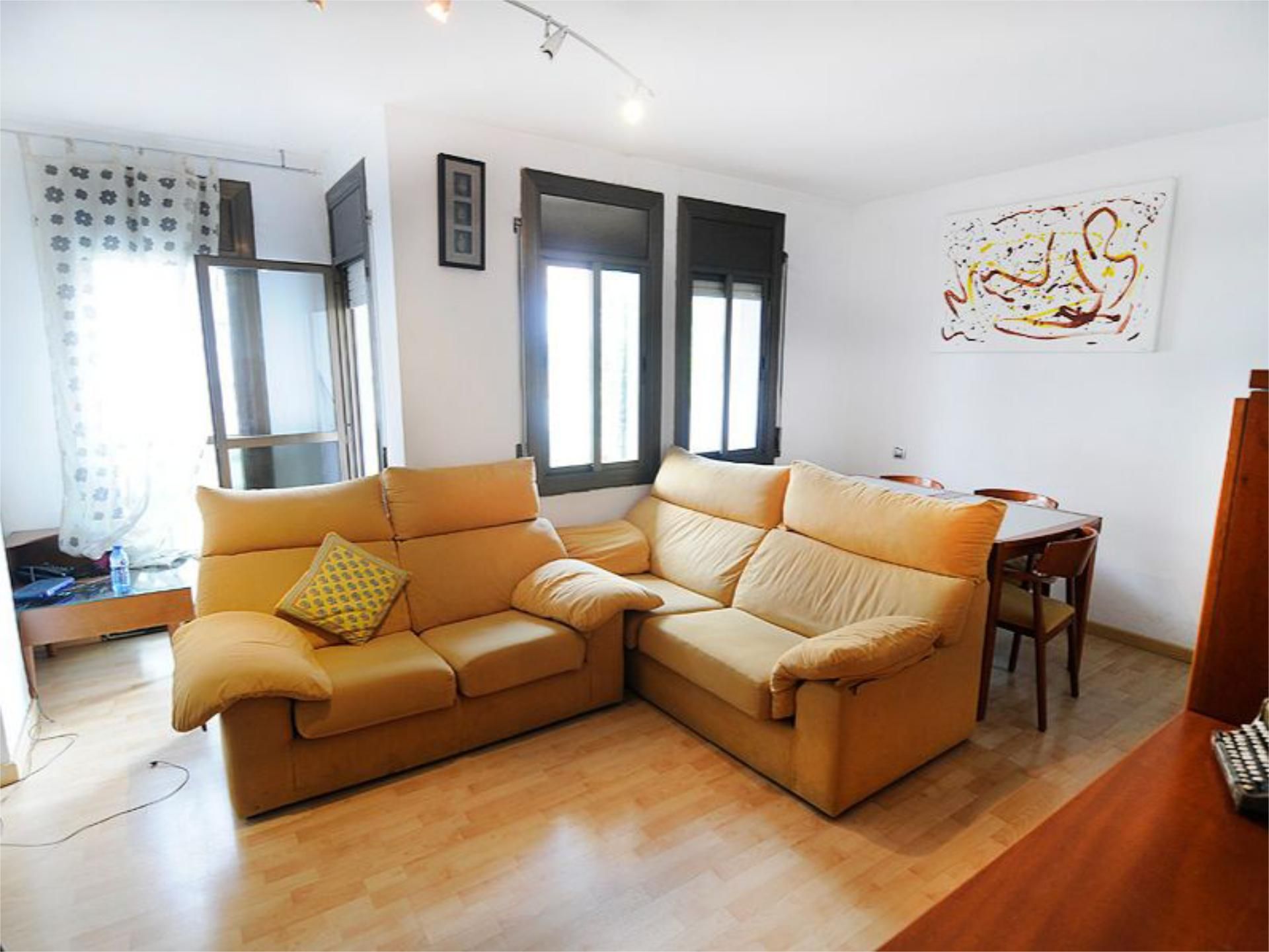 Flat to share in Carrer de Tiana, 9, Catalunya - Fontetes