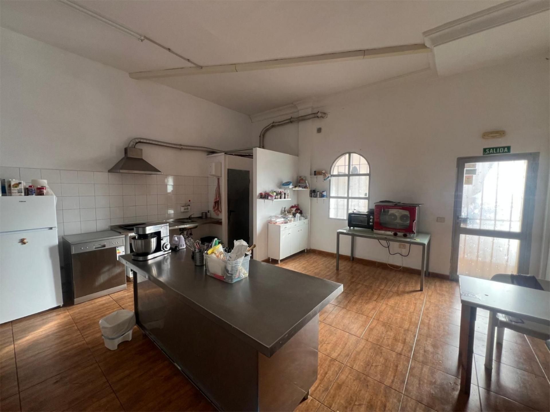 Cuina de Local de lloguer en La Oliva