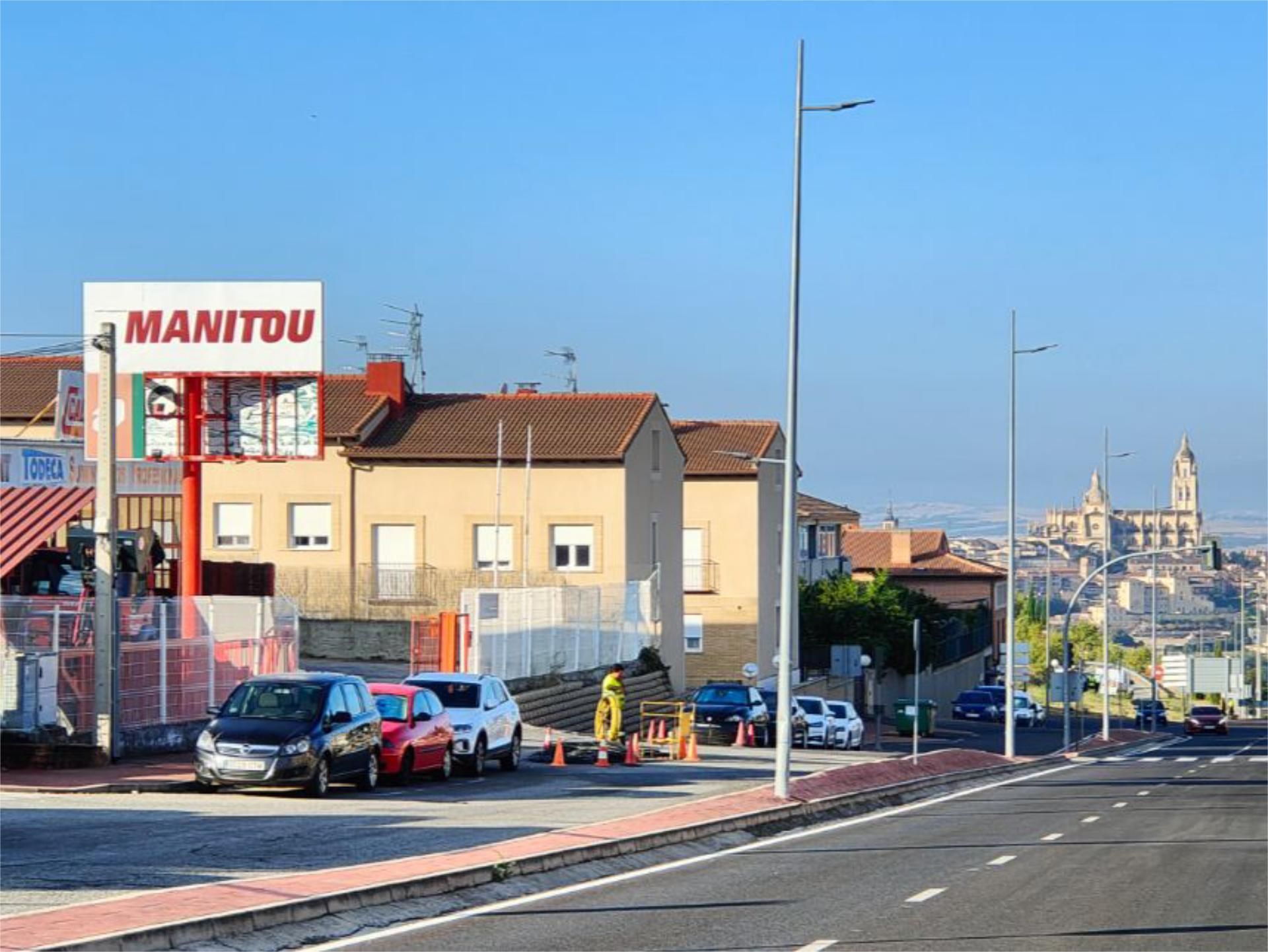 Parking of Industrial buildings to rent in La Lastrilla   with Air Conditioner and Furnished