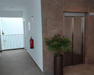Pis en venda en  Cádiz Capital amb Aire condicionat, Piscina i Balcó