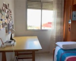 Bedroom of Flat to share in Cáceres Capital  with Terrace, Furnished and Balcony