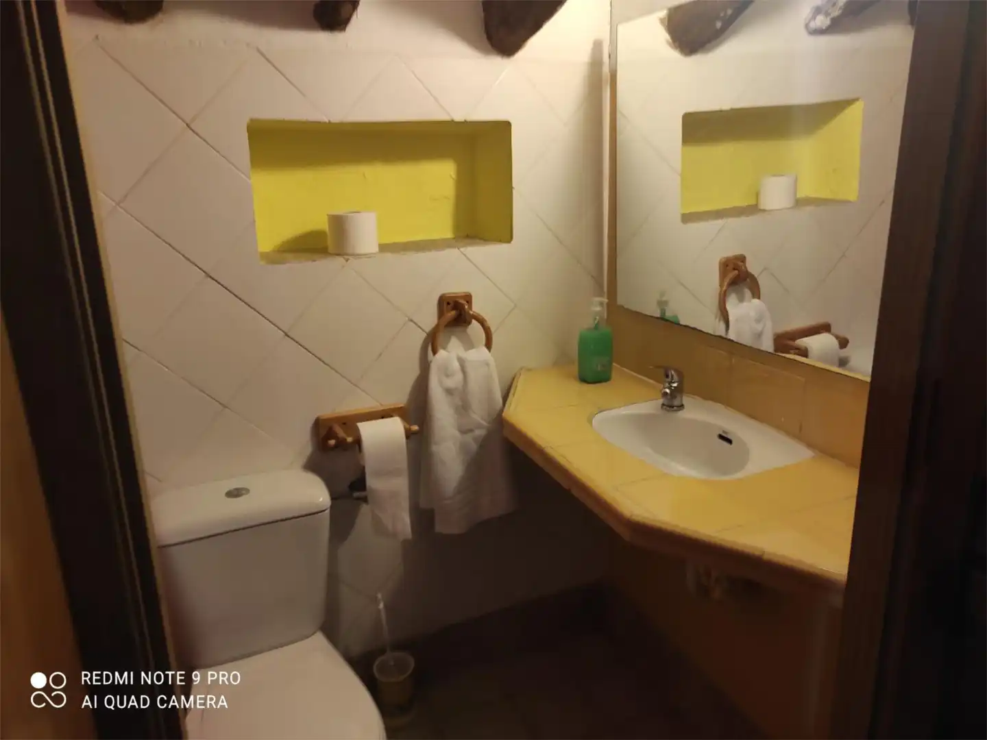 Baño de Dúplex de alquiler en Férez con Aire acondicionado, Amueblado y Balcón