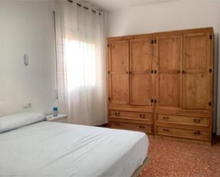 Bedroom of Flat to rent in Almedinilla  with Terrace, Storage room and Furnished