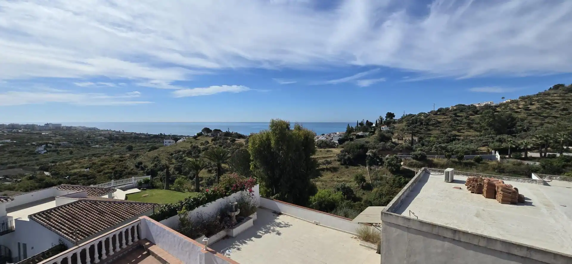 Garden of Houses for sale in Nerja  with Air Conditioner, Heating and Private garden