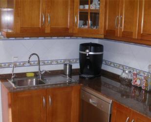 Cuina de Pis en venda en Orihuela amb Aire condicionat, Calefacció i Jardí privat