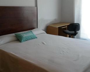 Dormitori de Pis de lloguer en A Illa de Arousa  amb Calefacció, Parquet i Traster