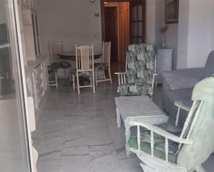 Menjador de Pis de lloguer en  Granada Capital amb Calefacció, Piscina i Moblat